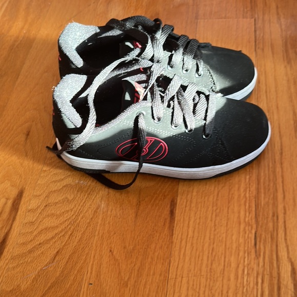 Heelys shoes - Picture 2 of 4